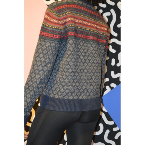 Tommy Hilfiger - Picture 2 of 6